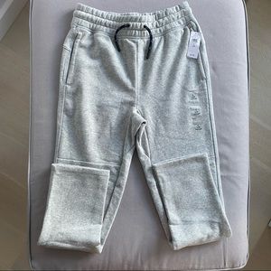 Gap kids gray joggers, size L